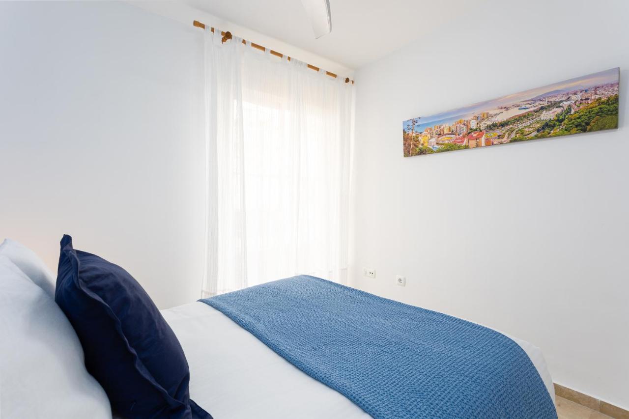 Holidays2Malaga Capuchinos French Balconies, Private Parking, Wifi & Air Con Экстерьер фото