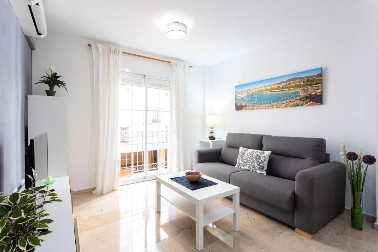 Holidays2Malaga Capuchinos French Balconies, Private Parking, Wifi & Air Con Экстерьер фото